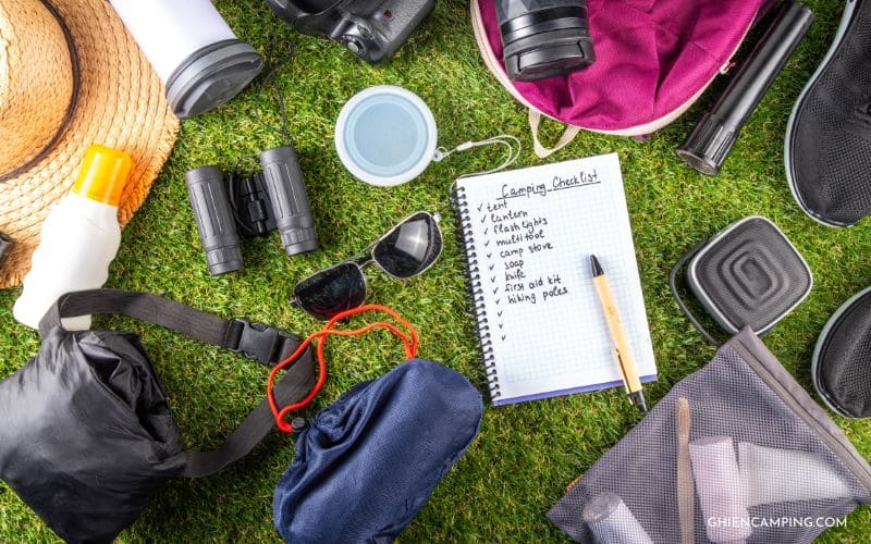 Checklist quy trình tổ chức cắm trại trường học đầy đủ, chi tiết 11 Chuẩn bị phương tiện di chuyển và vật dụng cá nhân khi đi cắm trại trường học