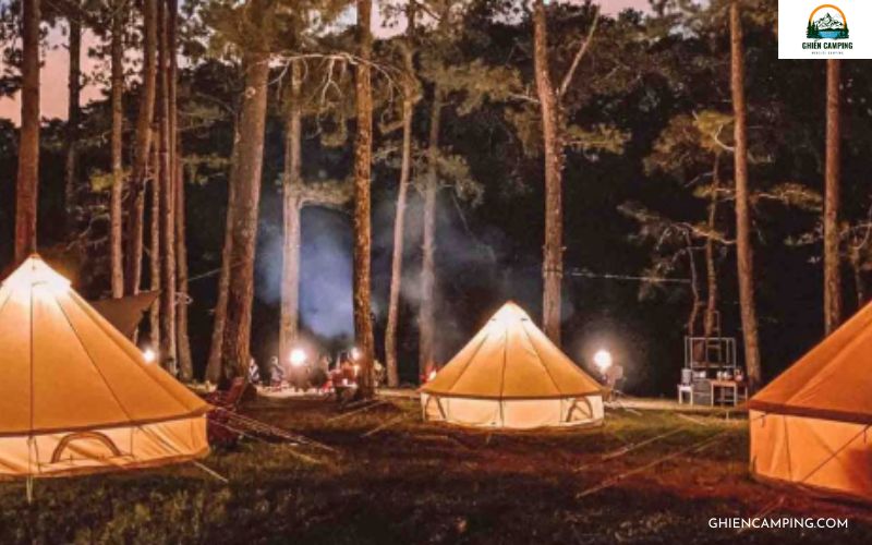 Top những hoạt động giải trí khi cắm trại Glamping đáng thử nhất 12 Ngắm sao và đốt lửa trại khi đi glamping