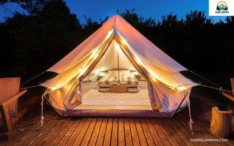Top những mẫu trang trí lều trại đẹp và dễ làm nhất 9 Tạo điểm sáng với hệ thống đèn trang trí ngoài trời