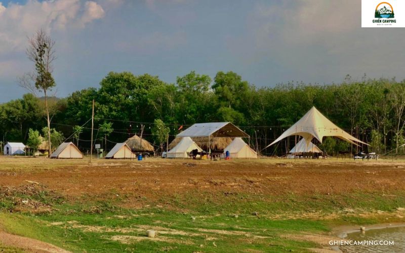 Review 5 khu glamping Bình Dương nổi tiếng lý tưởng cho kỳ nghỉ 8 La Cà Camping - Điểm cắm trại sang trọng ở Bình Dương cho hội thích chill