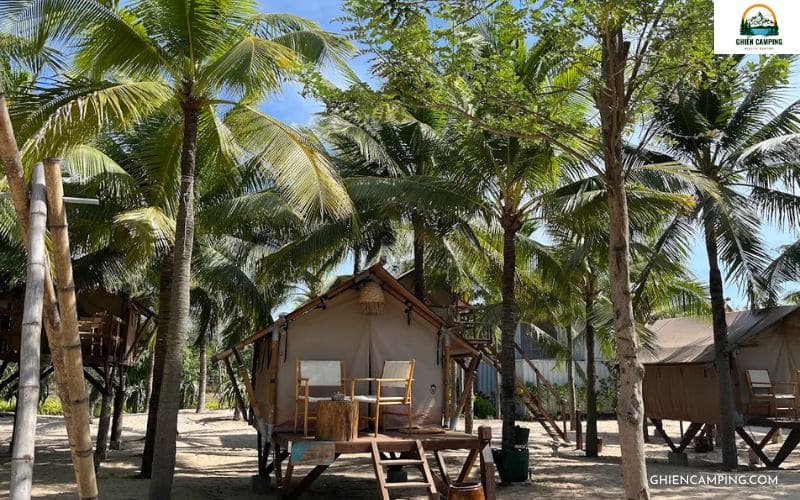 Top 5 khu Glamping Bình Thuận view đẹp đáng trải nghiệm nhất 10 Hola Beach – Glamping Bình Thuận ven biển cực chill