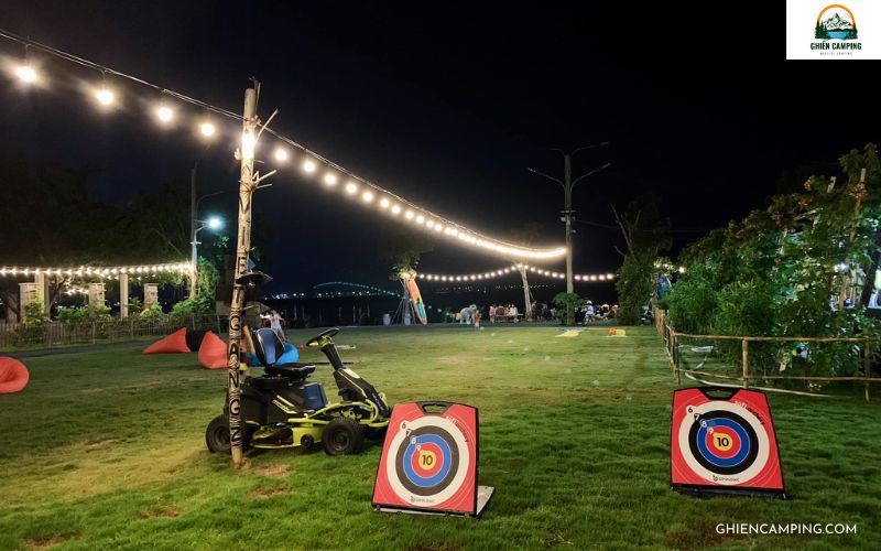 Review Vietgangz Glamping Club SaiGon: Giá vé, tiện nghi từ A - Z 13 Trải nghiệm bắn cung độc đáo và an toàn